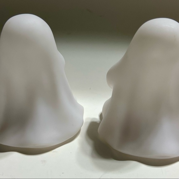 Set of 2 ghost light up decor - Picture 3 of 4